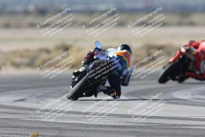 media/Jan-15-2026-Racers Edge (Thu) [[dfebeb70ab]]/3-B Group/Session 4 (Turn 5)/